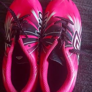 Girls Umbro soccer cleats size 11